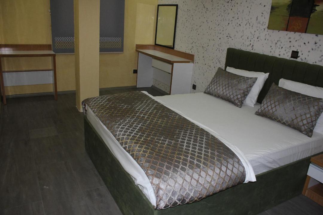 Turkuaz Residence Hotel อิสตันบูล ภายนอก รูปภาพ